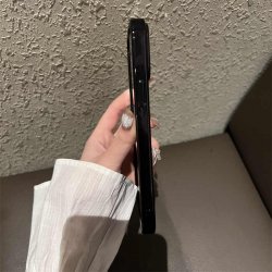 iPhone XR - Coque Transparente magsafe bord Noir avec Cercle magnétique intégré